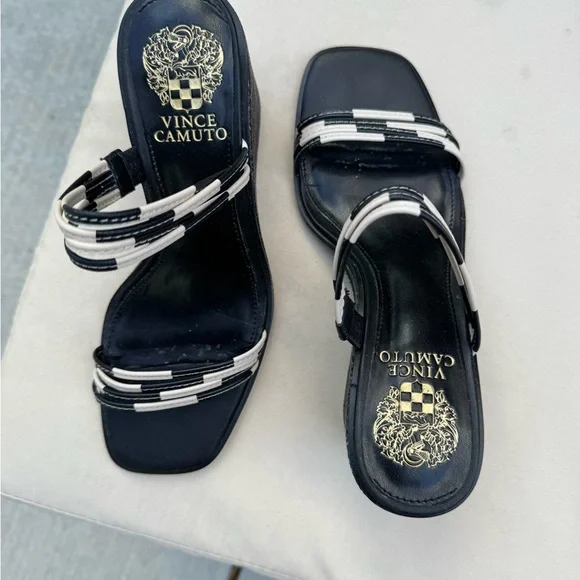 Vince Camuto Black Wedge Sandals - Picture 10 of 11